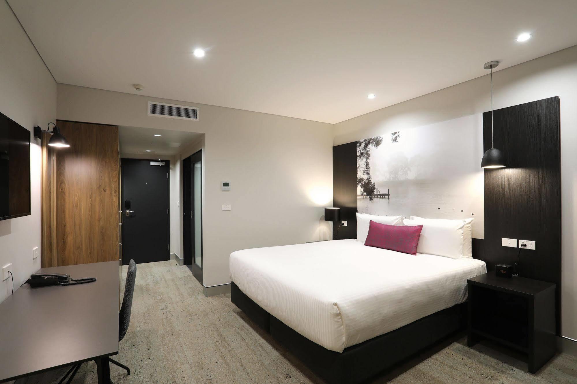 Mercure Tamworth Zewnętrze zdjęcie